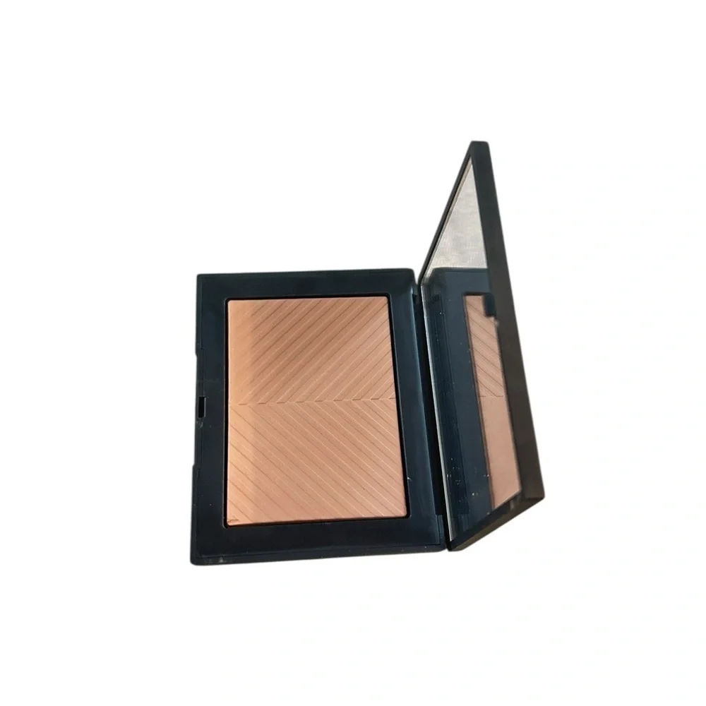 NWT NARS Radiant Bronzer blush in seaside made in Italy 8 grams